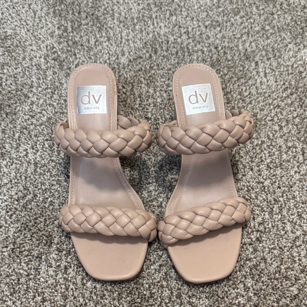 NWOT Dolce Vita Women's Braided Sandals - Cream